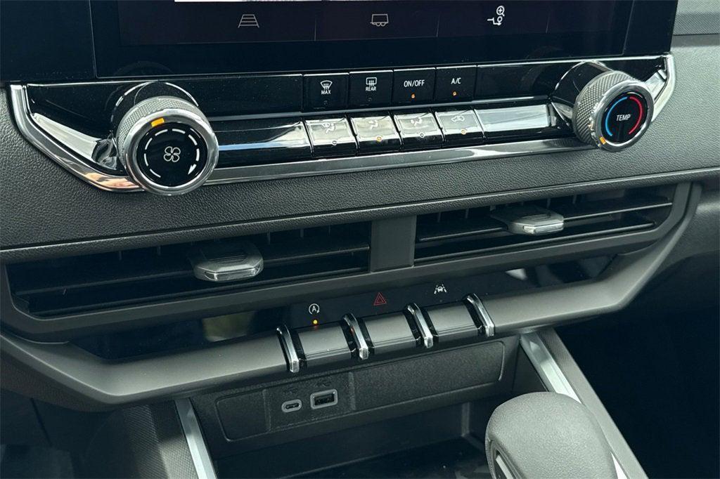 new 2026 Chevrolet Colorado car, priced at $38,935