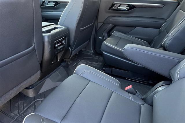 new 2025 Chevrolet Suburban car, priced at $93,213