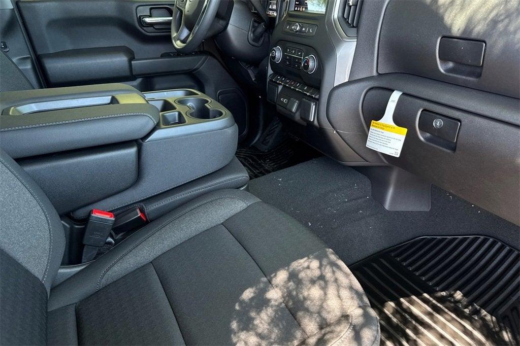 new 2025 Chevrolet Silverado 1500 car, priced at $52,585
