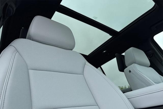 new 2025 Chevrolet Suburban car, priced at $93,213