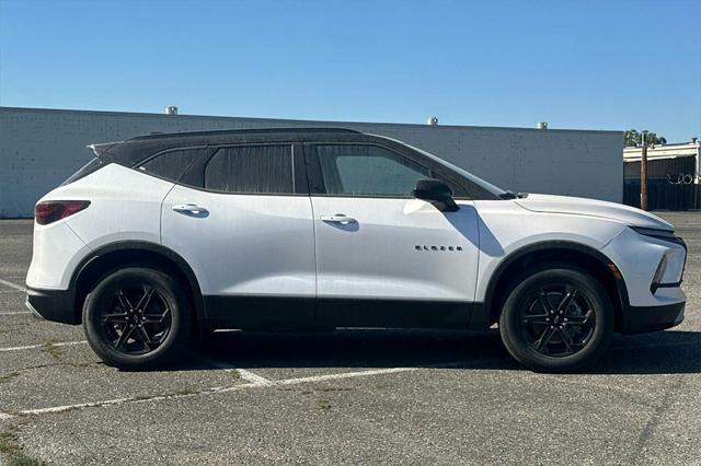 new 2025 Chevrolet Blazer car, priced at $37,386