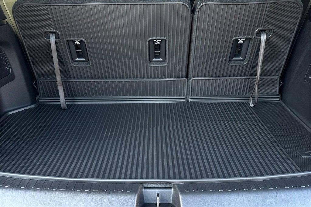 new 2026 Chevrolet Traverse car, priced at $55,166