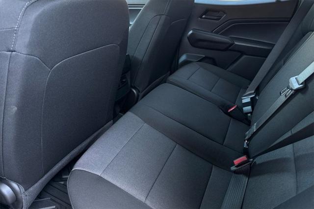 new 2025 Chevrolet Colorado car, priced at $32,992