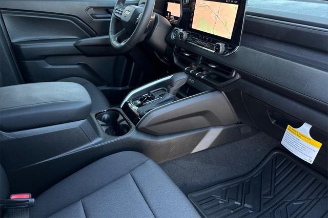 new 2025 Chevrolet Colorado car, priced at $32,992