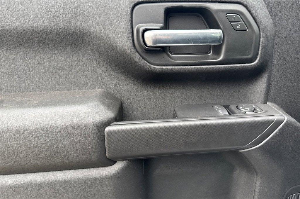 new 2025 Chevrolet Silverado 1500 car, priced at $43,183
