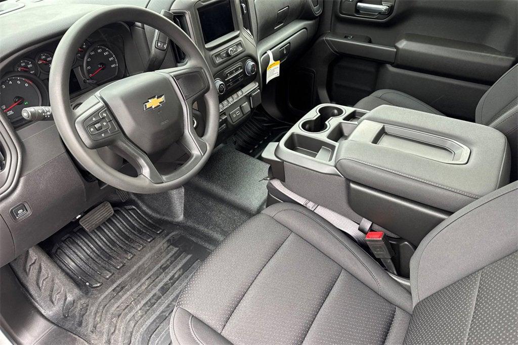 new 2025 Chevrolet Silverado 1500 car, priced at $43,183