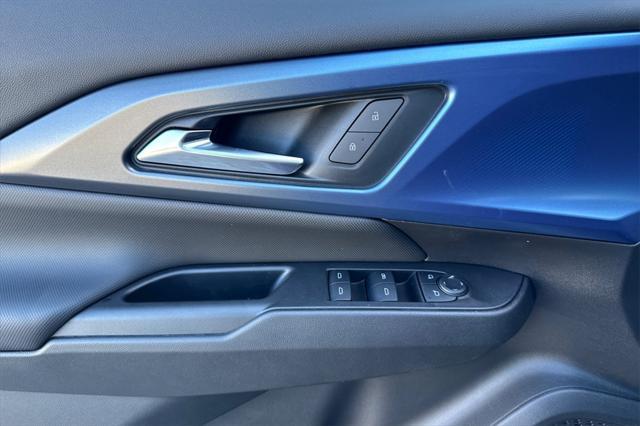 new 2025 Chevrolet Equinox EV car, priced at $39,414