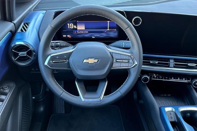 new 2025 Chevrolet Equinox EV car, priced at $39,414