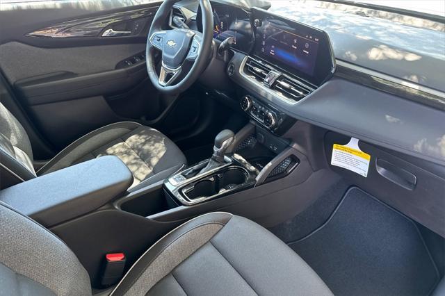 new 2025 Chevrolet TrailBlazer car, priced at $28,970
