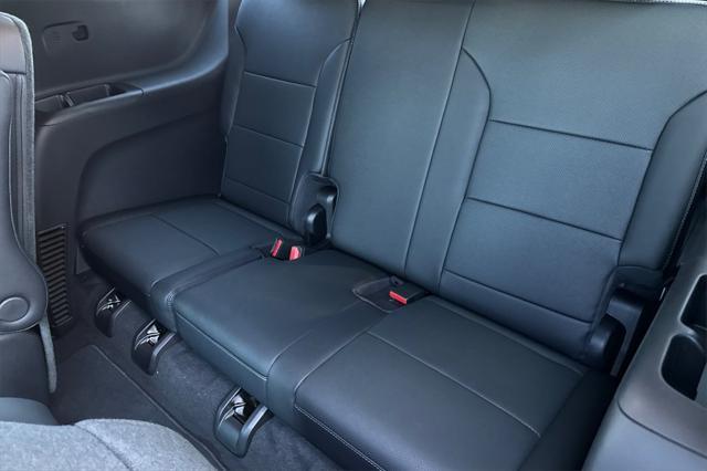 new 2025 Chevrolet Traverse car, priced at $50,764