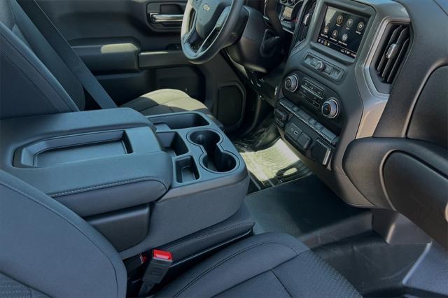 new 2024 Chevrolet Silverado 3500 car, priced at $52,403