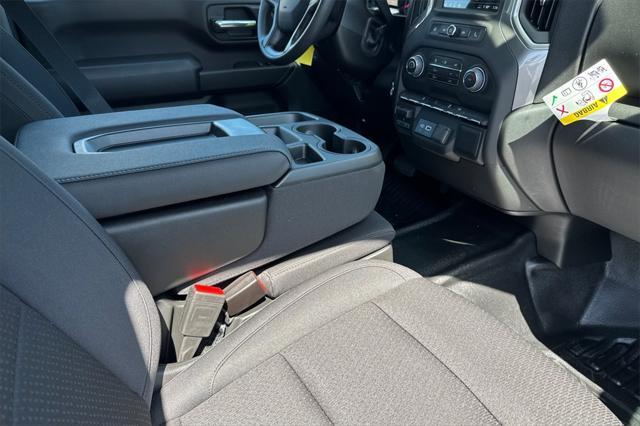 new 2025 Chevrolet Silverado 2500 car, priced at $47,738