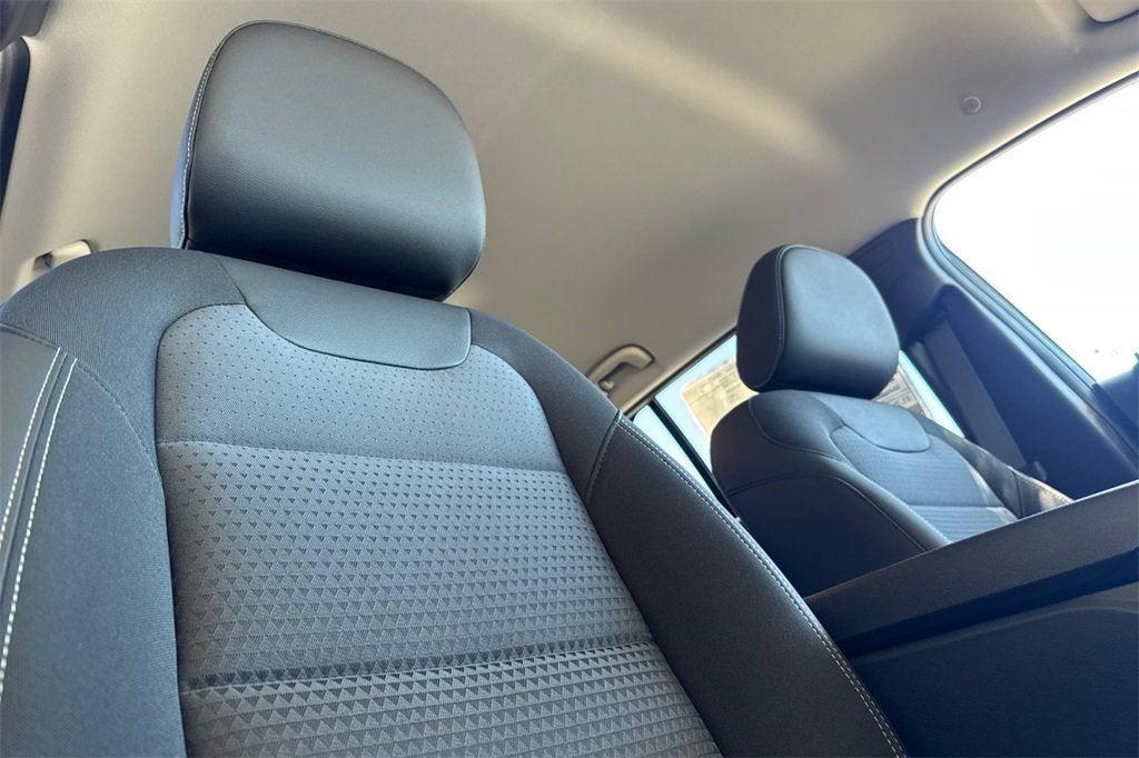 new 2025 Chevrolet Trax car, priced at $24,211