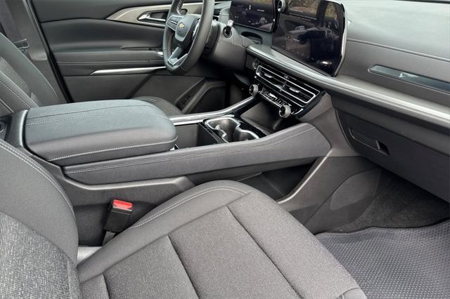 new 2025 Chevrolet Traverse car, priced at $41,439