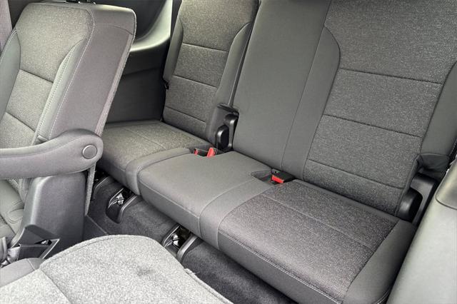 new 2025 Chevrolet Traverse car, priced at $41,439