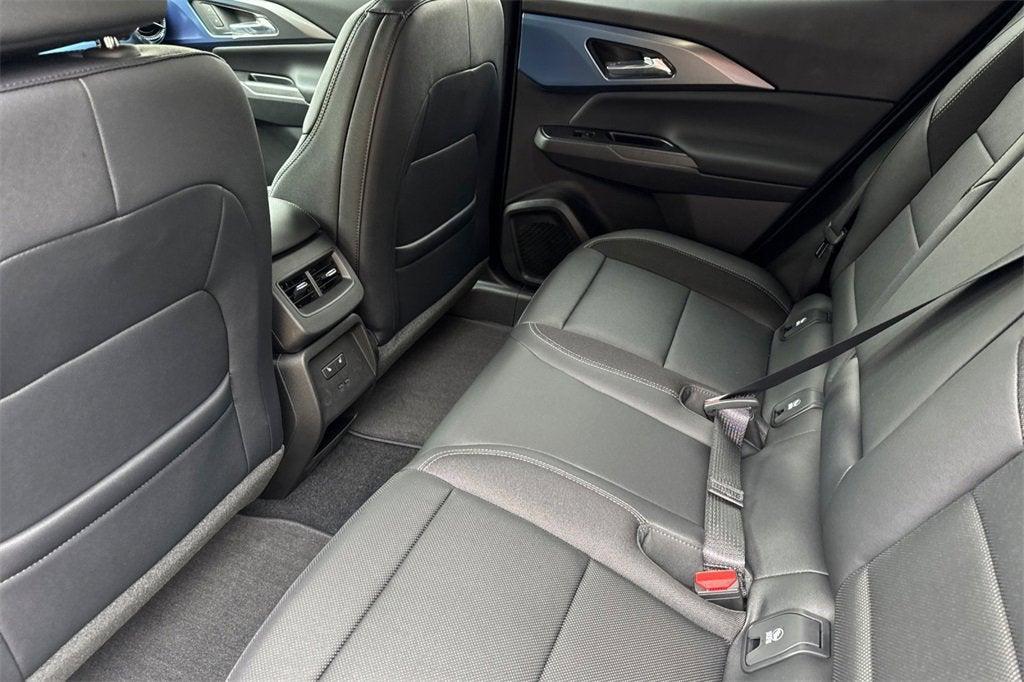 new 2025 Chevrolet Equinox EV car, priced at $43,050