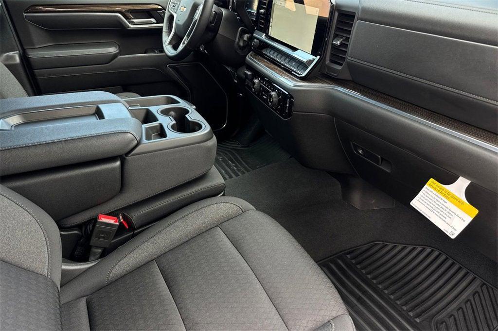 new 2025 Chevrolet Silverado 1500 car, priced at $41,694