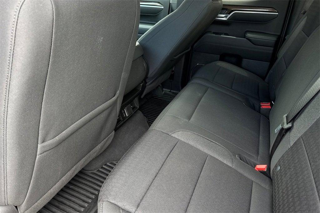 new 2025 Chevrolet Silverado 1500 car, priced at $41,694