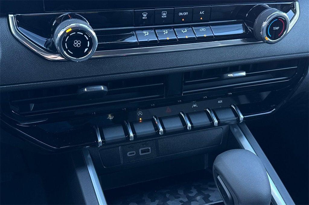 new 2026 Chevrolet Colorado car, priced at $33,038