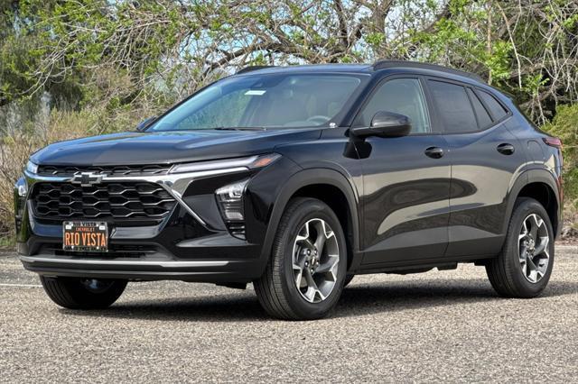 new 2025 Chevrolet Trax car, priced at $26,905