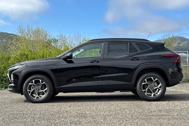 new 2025 Chevrolet Trax car, priced at $26,905