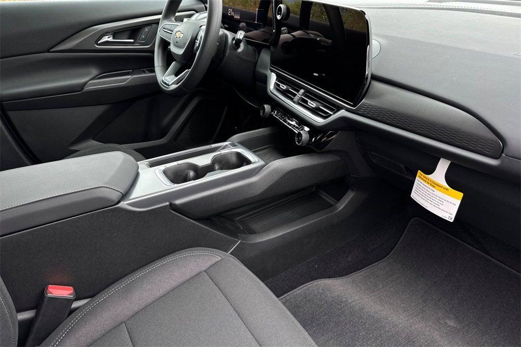 new 2026 Chevrolet Equinox EV car, priced at $33,776