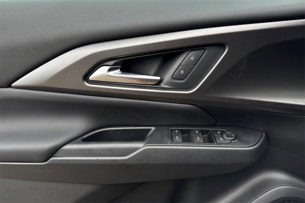 new 2026 Chevrolet Equinox EV car, priced at $33,776