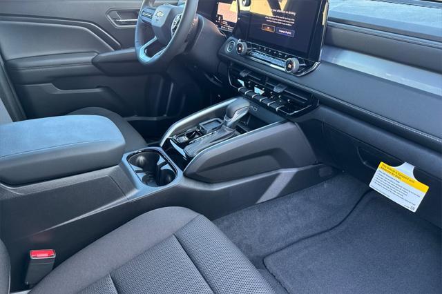new 2025 Chevrolet Colorado car, priced at $38,003