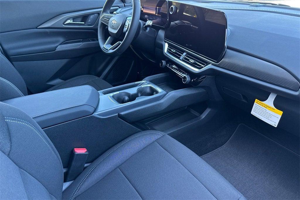 new 2026 Chevrolet Equinox EV car, priced at $33,776