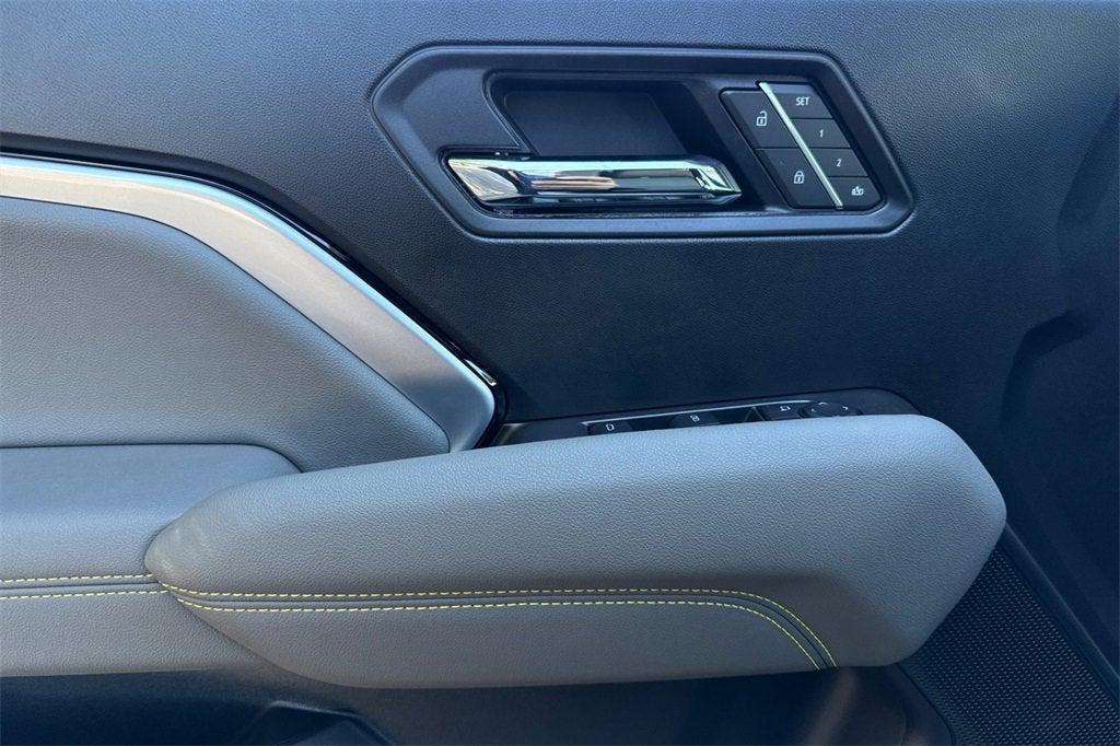 new 2025 Chevrolet Colorado car, priced at $56,127