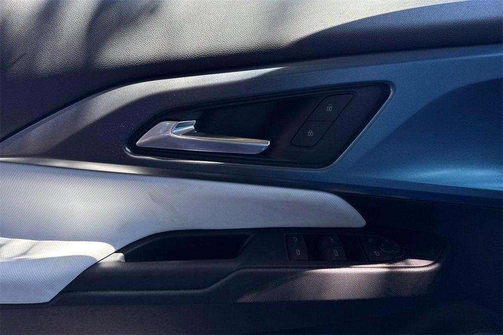 new 2025 Chevrolet Equinox EV car, priced at $39,719