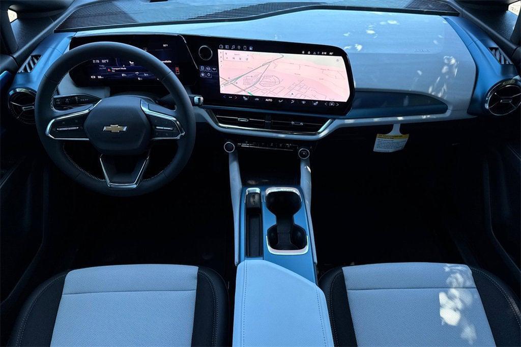 new 2025 Chevrolet Equinox EV car, priced at $39,719