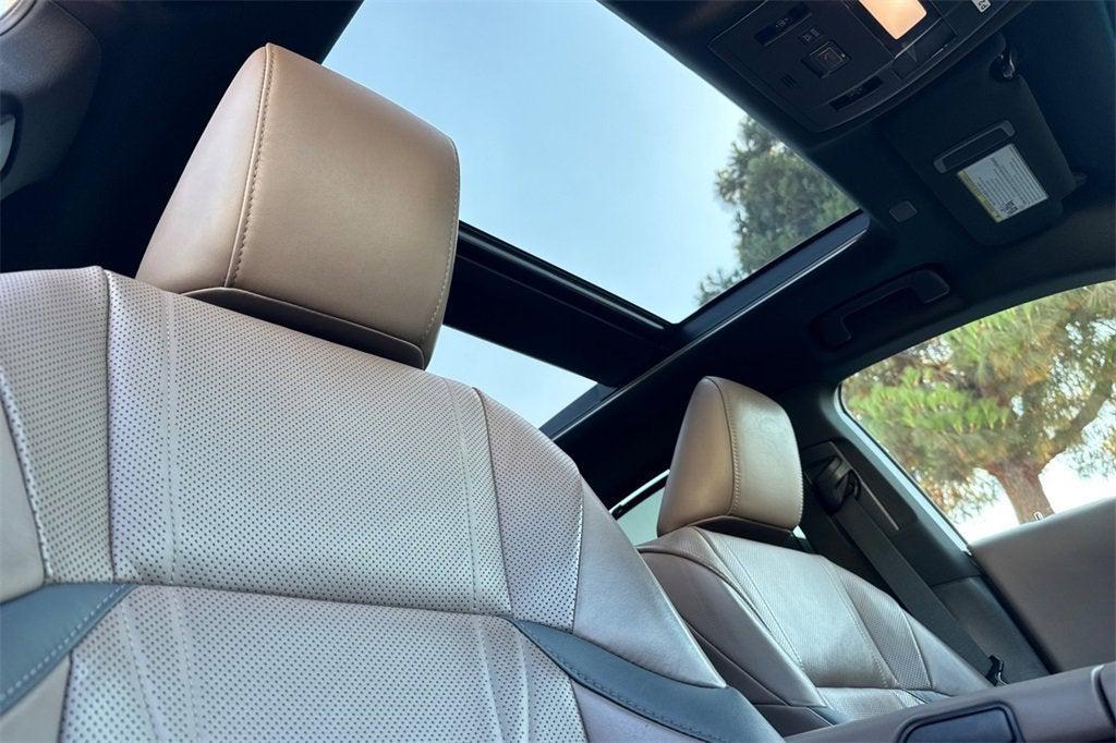 used 2022 Lexus ES 350 car, priced at $42,763