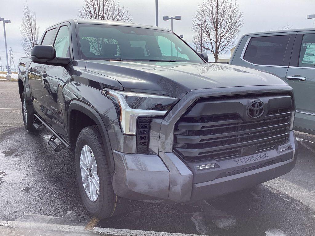 new 2025 Toyota Tundra car