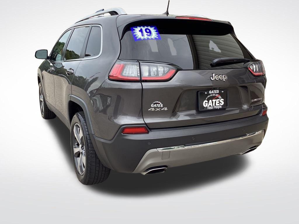 used 2019 Jeep Cherokee car, priced at $22,491