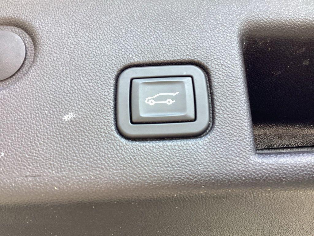 used 2024 Chevrolet Equinox car, priced at $22,319