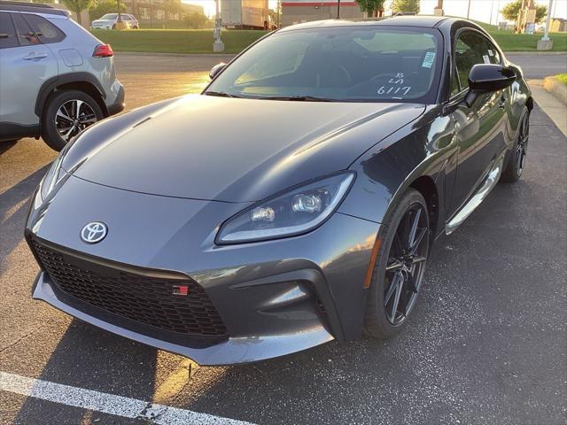 new 2025 Toyota GR86 car, priced at $35,708