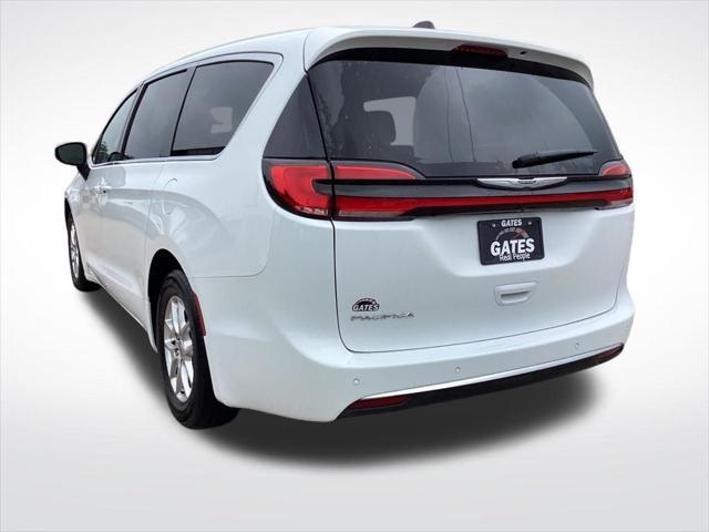 used 2023 Chrysler Pacifica car, priced at $23,243