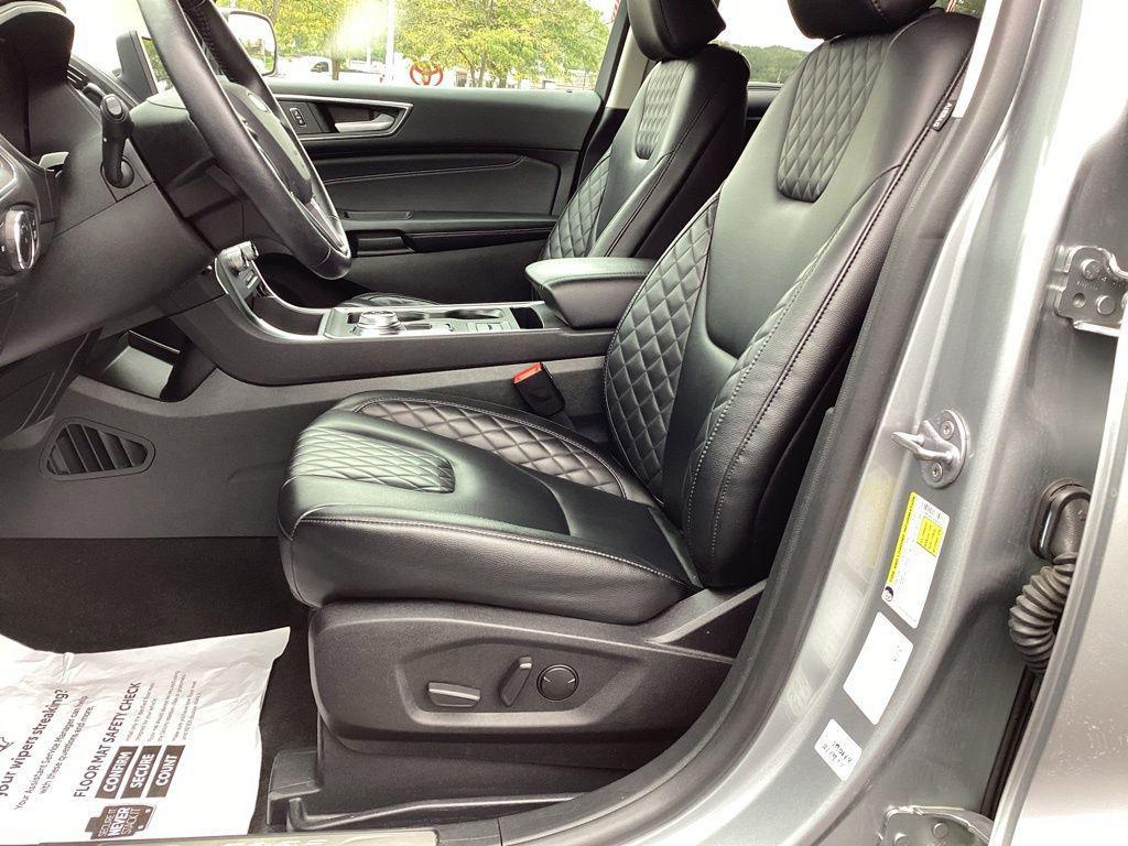 used 2024 Ford Edge car, priced at $26,039