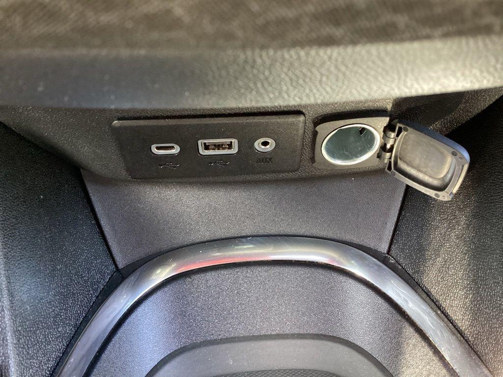 used 2024 Chevrolet Malibu car, priced at $19,377