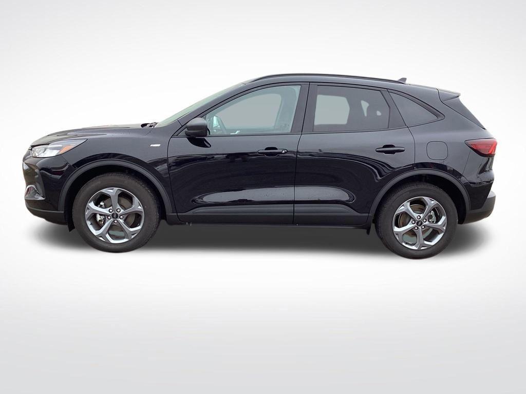 used 2025 Ford Escape car, priced at $28,000