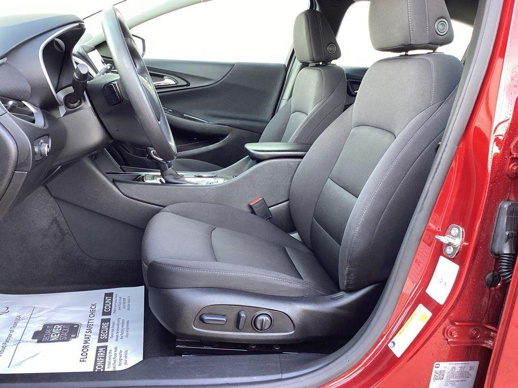 used 2024 Chevrolet Malibu car, priced at $20,418