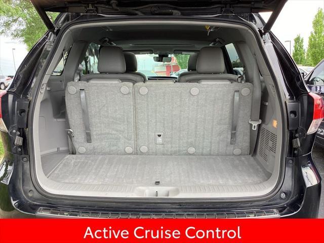 used 2018 Toyota Highlander car, priced at $22,765