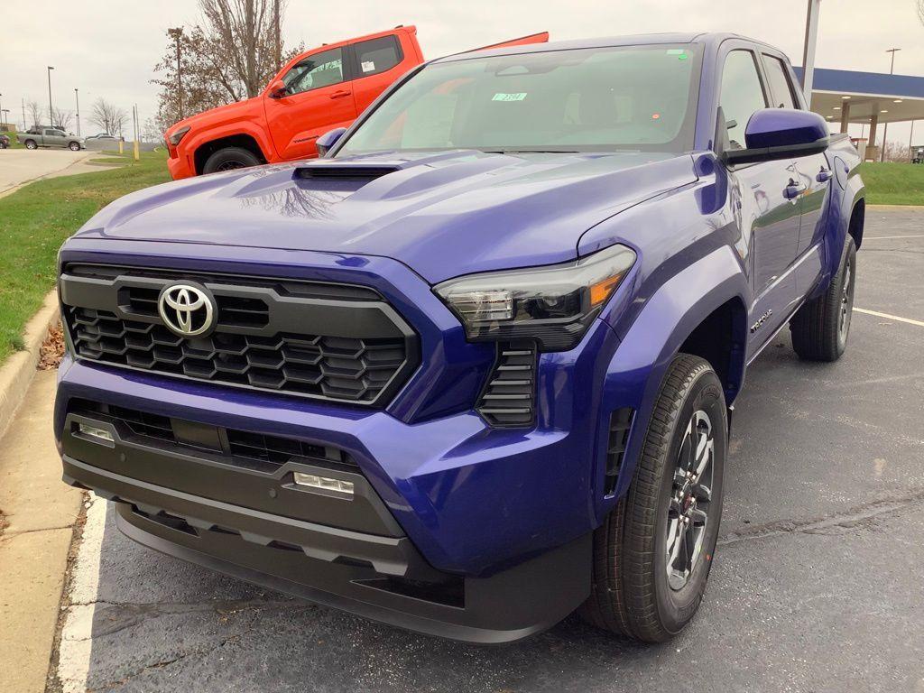 new 2024 Toyota Tacoma car