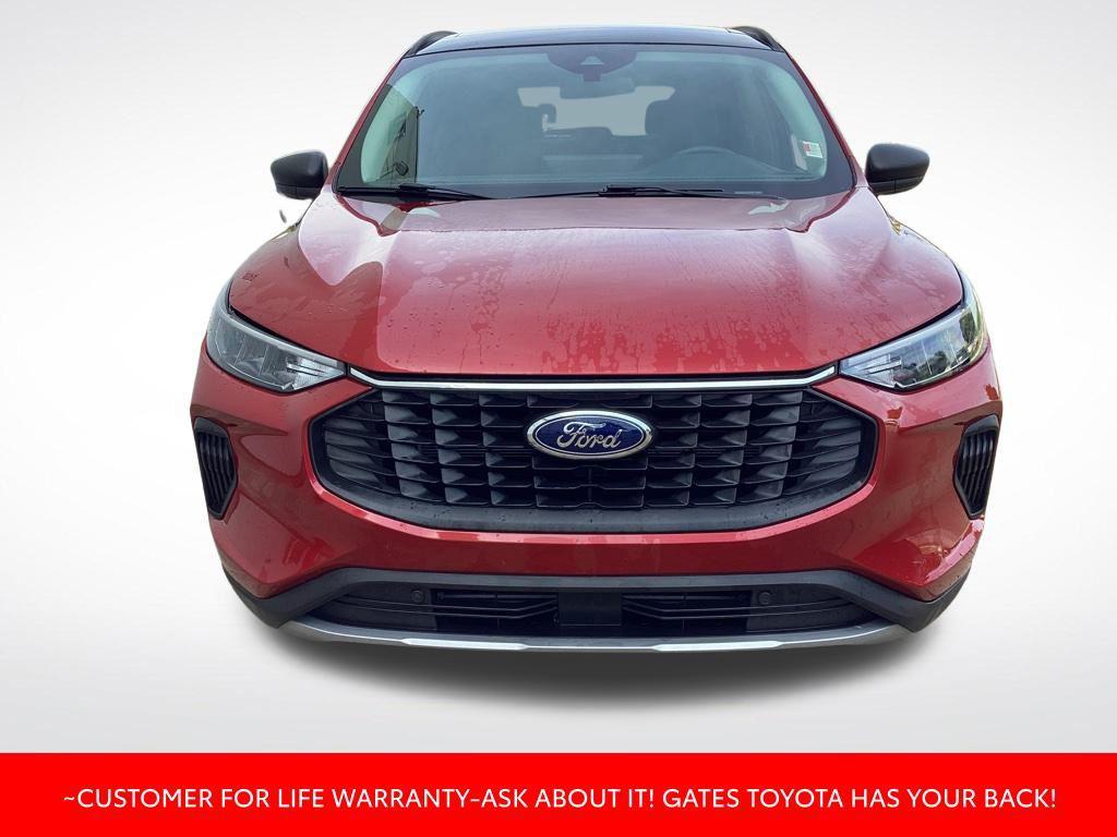 used 2023 Ford Escape car, priced at $22,594