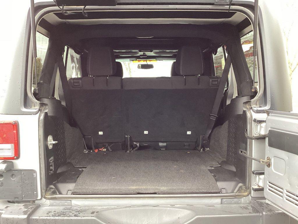 used 2015 Jeep Wrangler Unlimited car, priced at $19,985