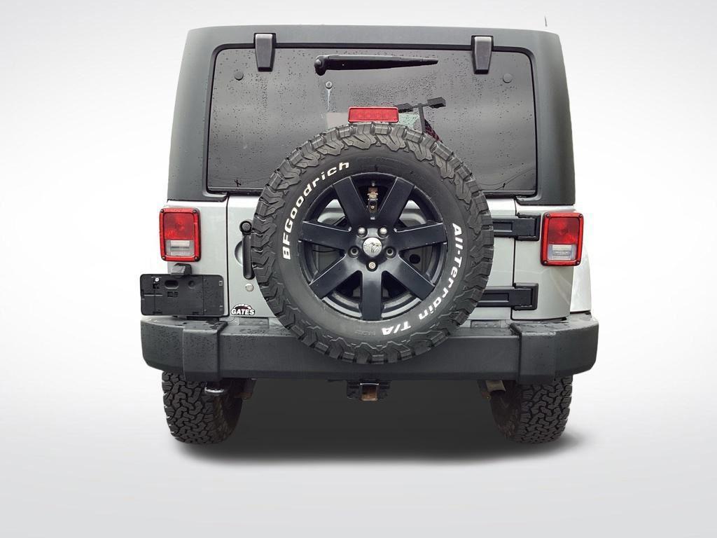 used 2015 Jeep Wrangler Unlimited car, priced at $19,985