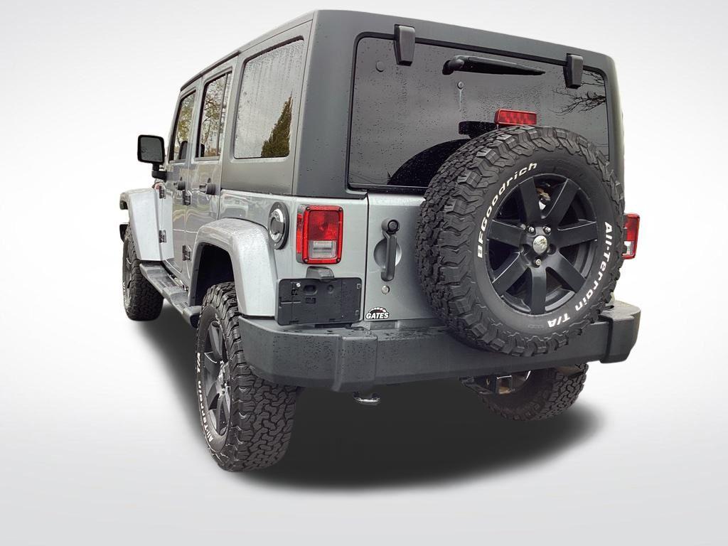 used 2015 Jeep Wrangler Unlimited car, priced at $19,985
