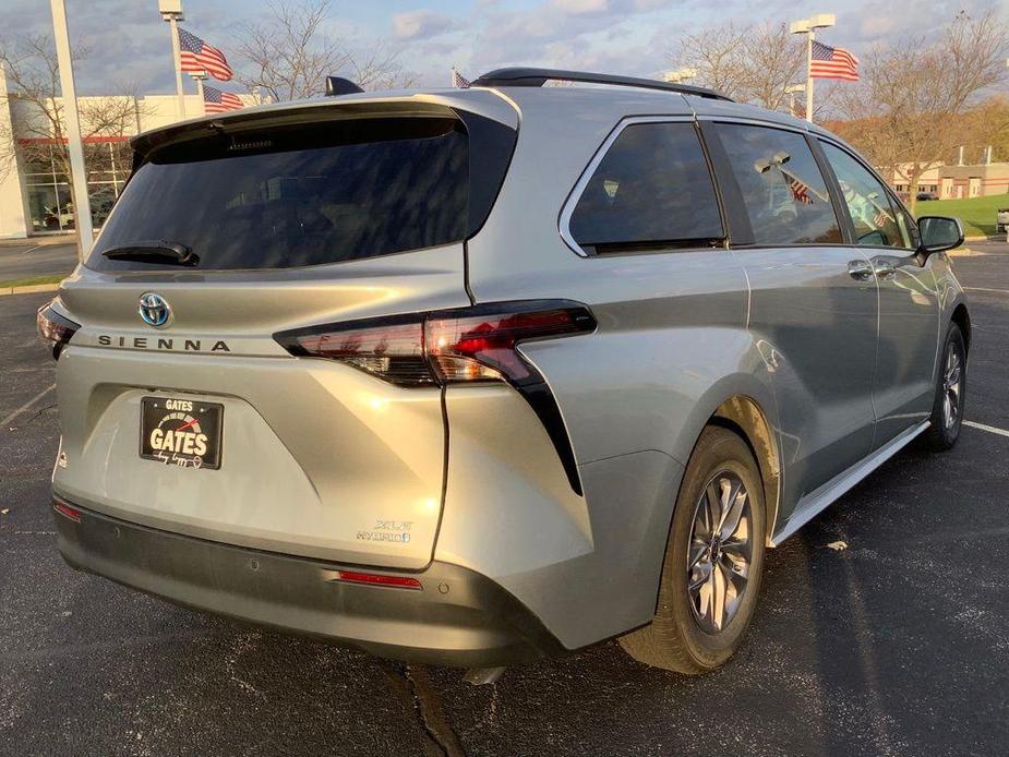 used 2024 Toyota Sienna car, priced at $46,957