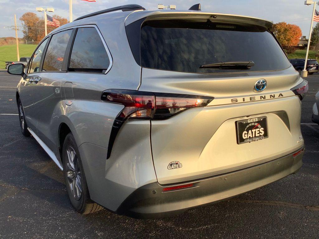 used 2024 Toyota Sienna car, priced at $46,957